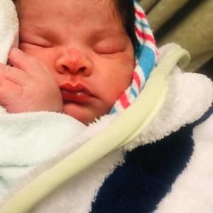 Meet your Posher, Leonor